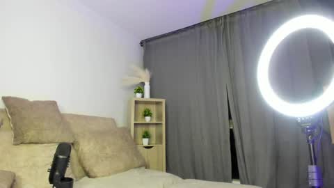 Natasha Independent model online show from 11, 1, 2025