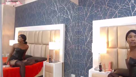 Snapshot of natazhaqueen chatting on 1, 3, 2025 nathalia online show from 1, 3, 2025