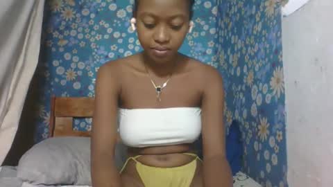 nathalia069 online show from 19, 5, 2026