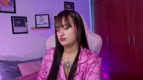 Nathalia Ramirez online show from 19, 2, 2026