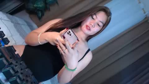 Queen Marga online show from 16, 12, 2025