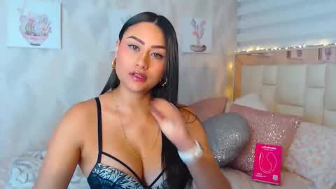 Nathalie Rose online show from 9, 4, 2026