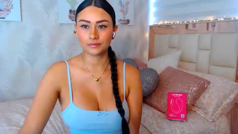 Nathalie Rose online show from 22, 4, 2026