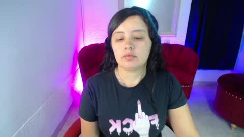 nathaly low online show from 24, 7, 2026