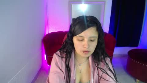 nathaly low online show from 28, 7, 2026
