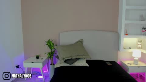 NATHALY  online show from 20, 4, 2026