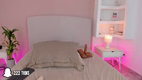NATHALY  online show from 28, 7, 2026