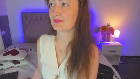 Snapshot of nathalystars chatting on 8, 6, 2026 NathalyStars online show from 8, 6, 2026