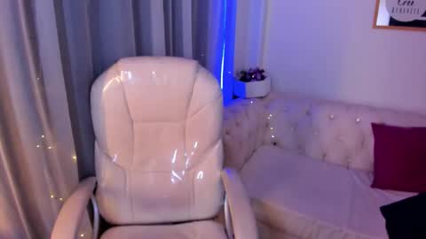 Snapshot of nathalyy_ds chatting on 5, 10, 2025 nathalyy_ds online show from 5, 10, 2025