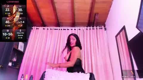 Snapshot of nathy_brown20 chatting on 25, 5, 2026 nathy online show from 25, 5, 2026