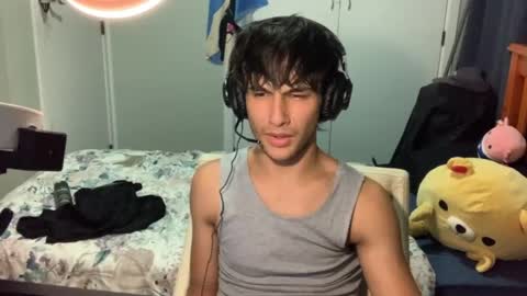 Snapshot of native_boy2 chatting on 14, 12, 2025 native_boy2 online show from 14, 12, 2025