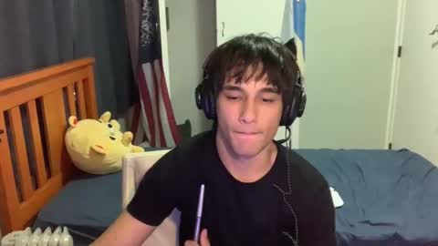 Snapshot of native_boy2 chatting on 21, 12, 2025 native_boy2 online show from 21, 12, 2025