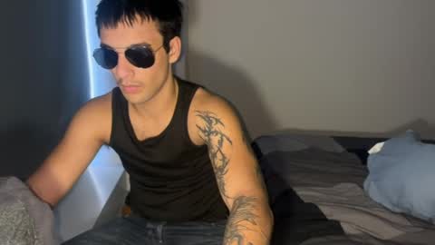 native_boy2 online show from 23, 4, 2026