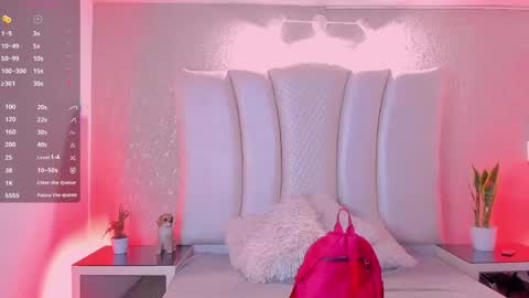 Snapshot of natt_collins chatting on 6, 6, 2026 Natalia online show from 6, 6, 2026