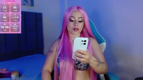 natti_bluee online show from 7, 4, 2026
