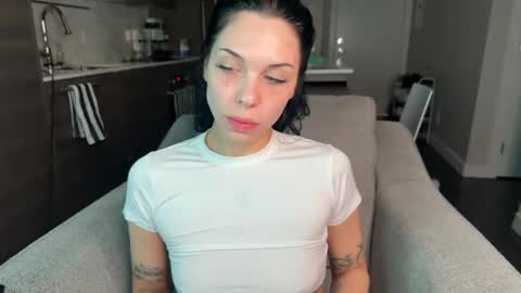 NATTY FIERROS online show from 2, 2, 2025