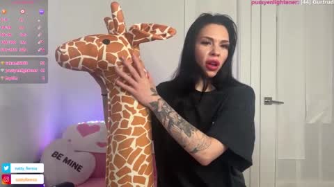 NATTY FIERROS online show from 10, 3, 2025