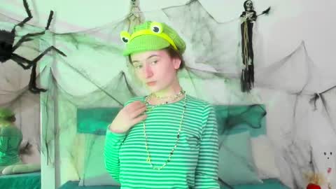 Snapshot of natural_meri_ chatting on 26, 10, 2025 Meri online show from 26, 10, 2025