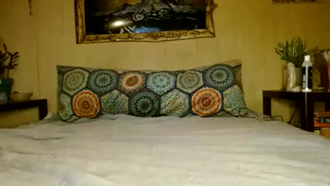 Snapshot of natureboundlovers chatting on 12, 1, 2026 natureboundlovers online show from 12, 1, 2026