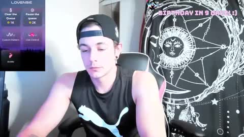 Snapshot of naturesbest951 chatting on 4, 10, 2025 NATURESBEST online show from 4, 10, 2025