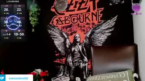 Snapshot of naturesbest951 chatting on 20, 11, 2025 NATURESBEST online show from 20, 11, 2025