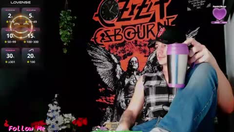 Snapshot of naturesbest951 chatting on 24, 11, 2025 NATURESBEST online show from 24, 11, 2025