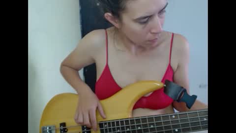 natutalcorps online show from 4, 10, 2025