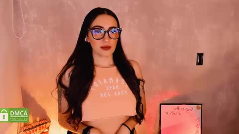 Snapshot of natval_ chatting on 6, 12, 2024 Natalia Valeria online show from 6, 12, 2024
