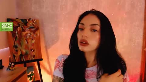 Snapshot of natval_ chatting on 5, 11, 2025 Natalia Valeria online show from 5, 11, 2025