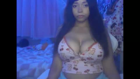 Snapshot of natxurall chatting on 26, 4, 2026 Amara rose online show from 26, 4, 2026