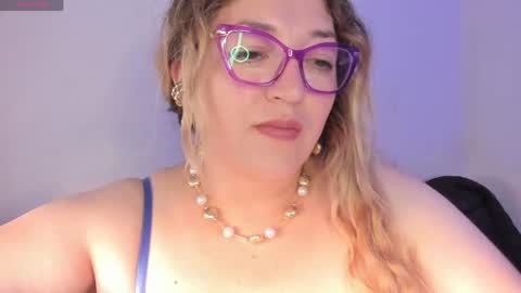 Nataly online show from 10, 6, 2026