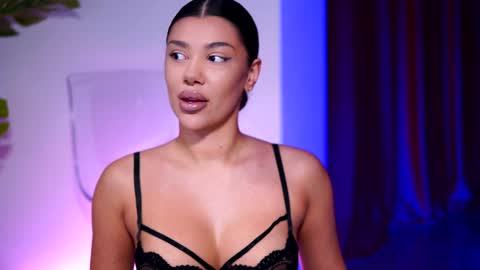 Naty online show from 2, 1, 2025