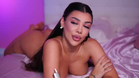 Naty online show from 9, 3, 2025