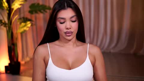 Naty online show from 28, 4, 2026