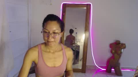 Stella Mcqueen online show from 3, 3, 2026