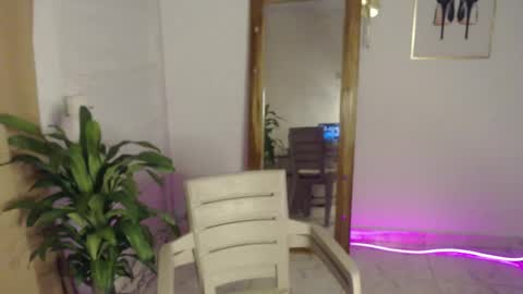 Snapshot of natzumi_mcqueen chatting on 1, 5, 2026 Stella Mcqueen online show from 1, 5, 2026