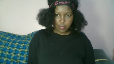 Snapshot of naughti_garlie chatting on 2, 3, 2026 naughti_garlie online show from 2, 3, 2026
