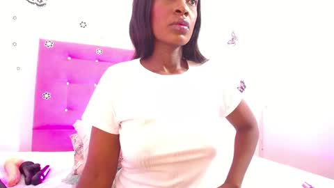 Snapshot of naughty_choko chatting on 29, 10, 2025 L I S S online show from 29, 10, 2025