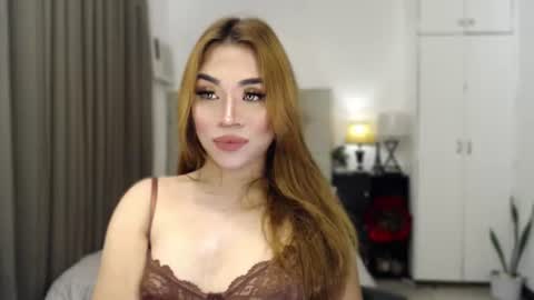 Snapshot of naughty_dreamerxxx chatting on 28, 7, 2026 Queen Jess online show from 28, 7, 2026