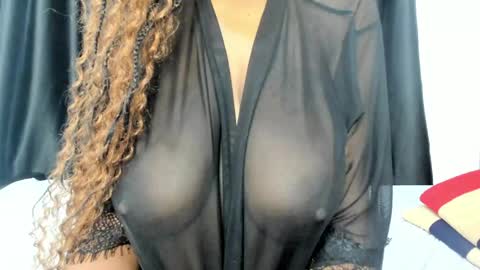 Snapshot of naughty_dreamss chatting on 5, 5, 2026 naughty_dreamss online show from 5, 5, 2026
