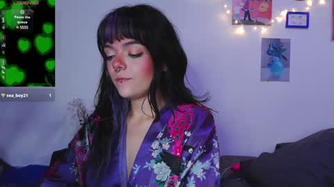 Snapshot of naughty_em_17 chatting on 14, 12, 2024 Em please help me reach 100 thumbs up 3 online show from 14, 12, 2024