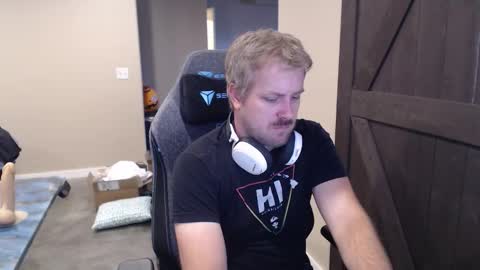 Snapshot of naughty_kinky1 chatting on 10, 10, 2025 Naughty kinky1 online show from 10, 10, 2025