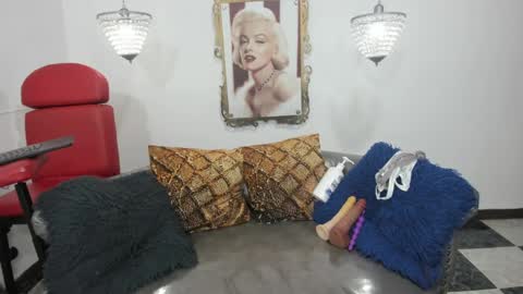 ESMERALDA online show from 6, 6, 2026