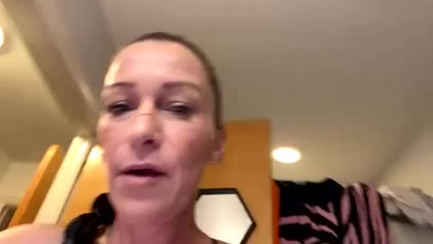 naughtybinature1985 online show from 12, 7, 2026
