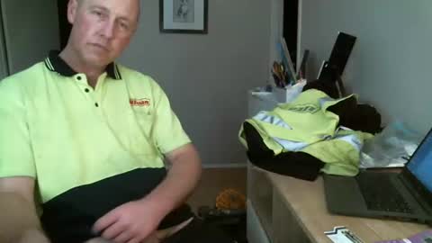 Snapshot of naughtyfro37 chatting on 19, 5, 2026 whatever you want it to be online show from 19, 5, 2026