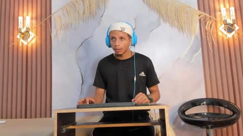 naughtyfusion_os online show from 29, 4, 2026