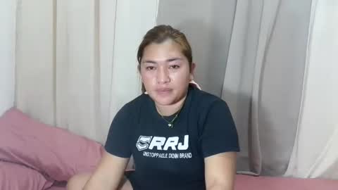 naughtyhotmama68319 online show from 4, 6, 2026