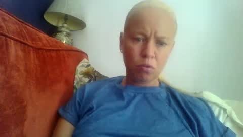 naughtyjennyblondeuk online show from 26, 7, 2026