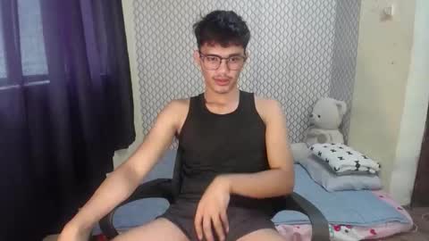 Snapshot of naughtyjosh_ chatting on 21, 4, 2026 Josh online show from 21, 4, 2026