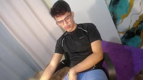 Snapshot of naughtyjosh_ chatting on 9, 5, 2026 Josh online show from 9, 5, 2026